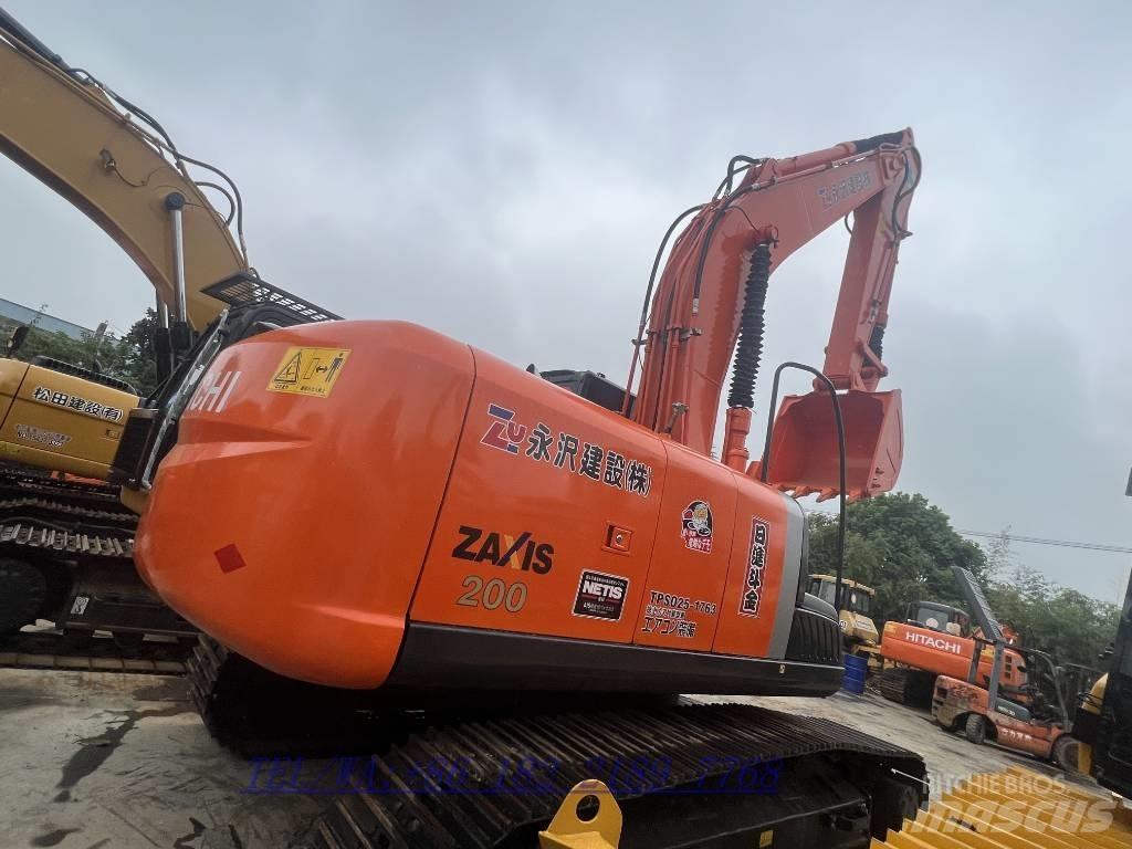 Hitachi ZX200 Pelle sur chenilles
