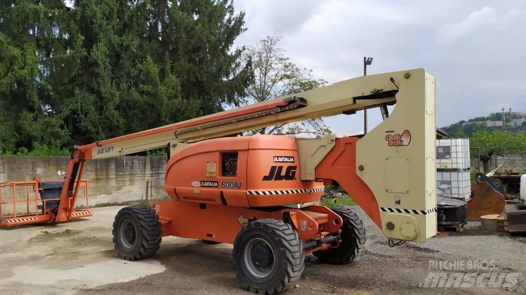 JLG 800 AJ Nacelles articulées