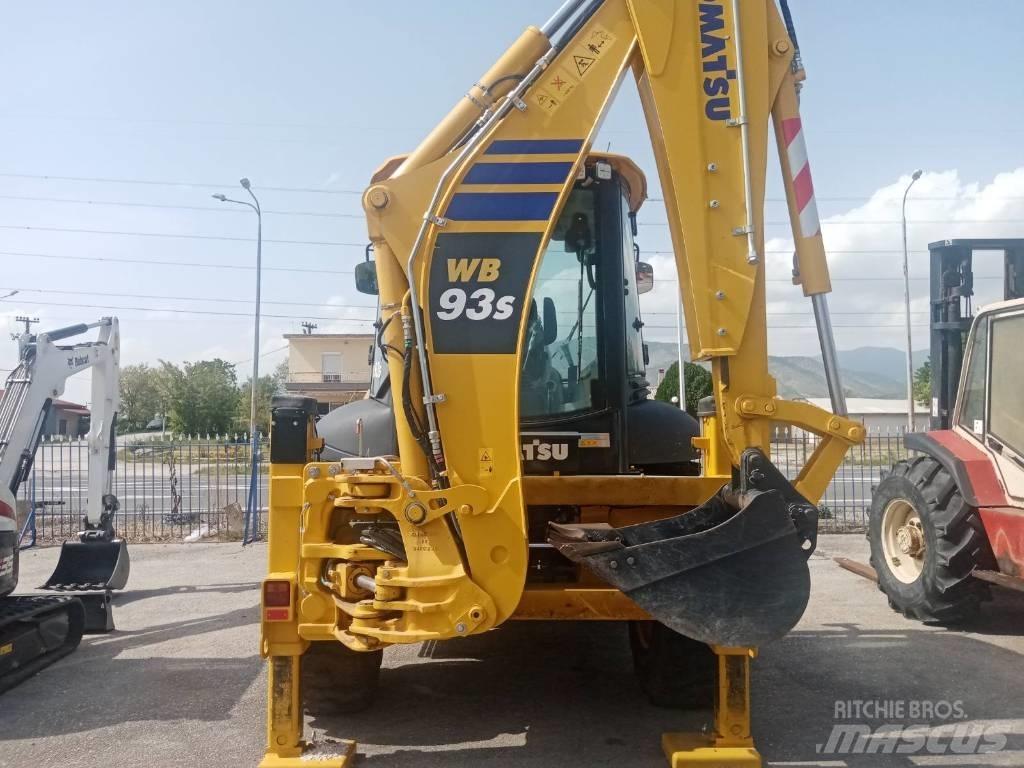 Komatsu WB 93 S Tractopelle