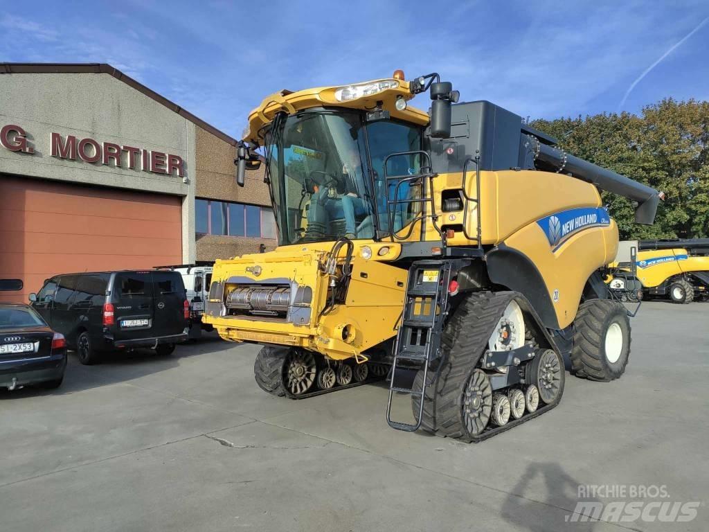 New Holland CR 9090 Moissonneuse batteuse