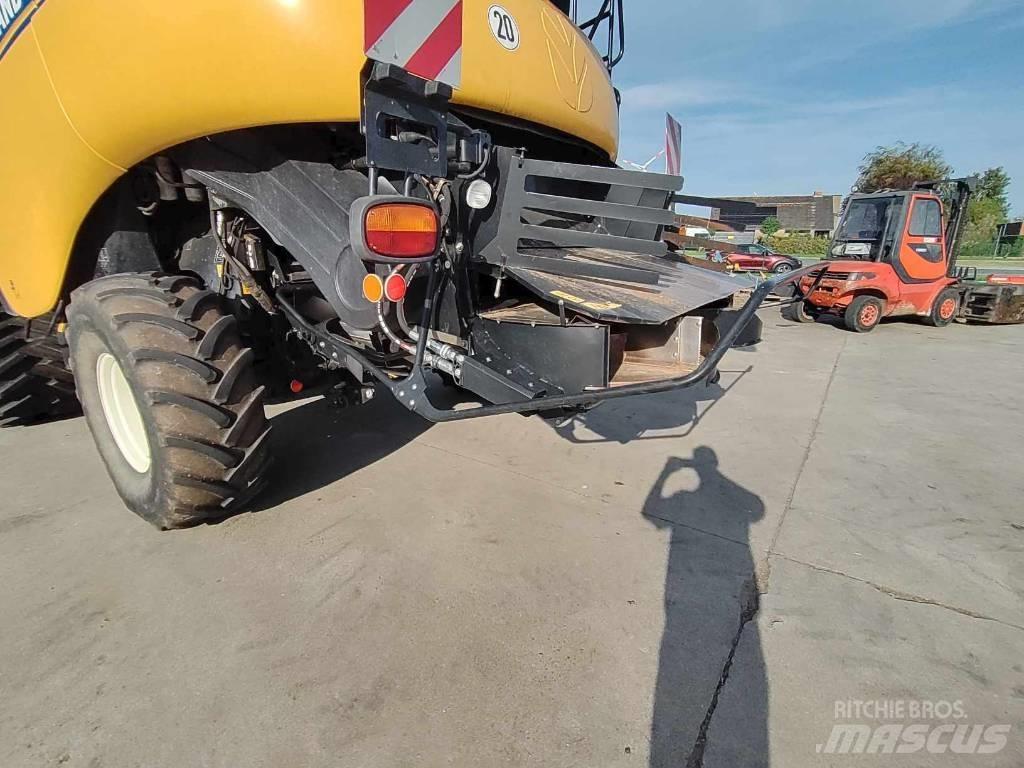 New Holland CR 9090 Moissonneuse batteuse