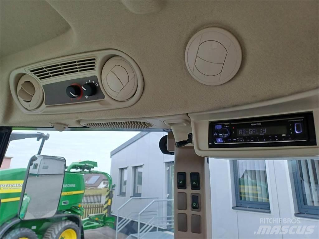 John Deere 5058E Tracteur