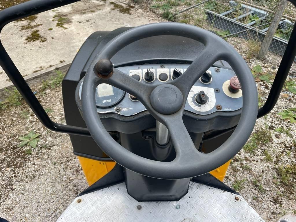 Bomag BW 120 AD-4 Rouleaux tandem