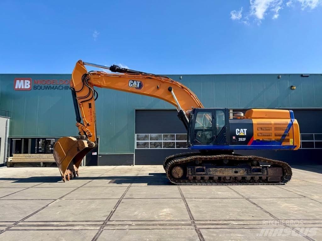 CAT 352F Pelle sur chenilles