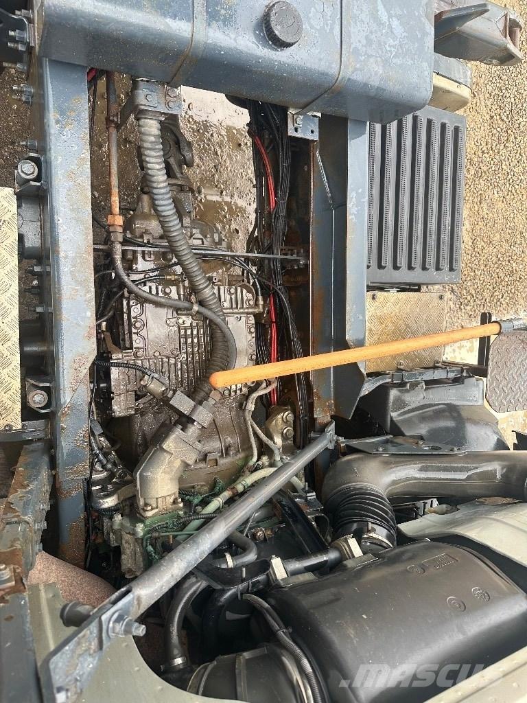 Volvo FM 12 440 Camion benne