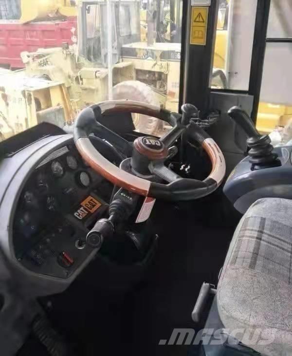 CAT 966 H Chargeuse sur pneus