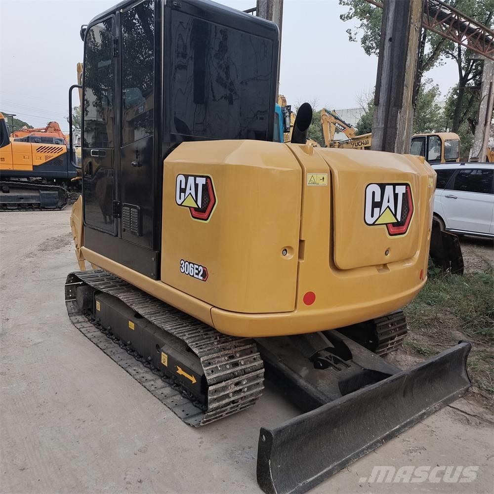 CAT 306 Pelle sur chenilles