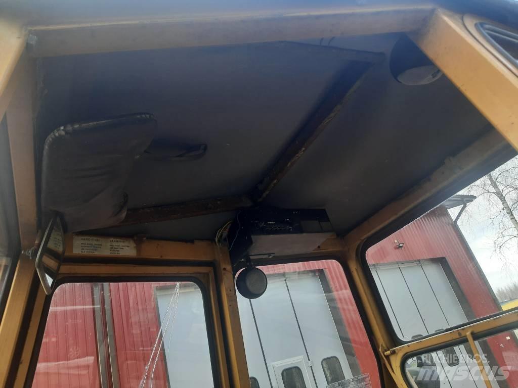 Valmet 702S 4 veto Tracteur