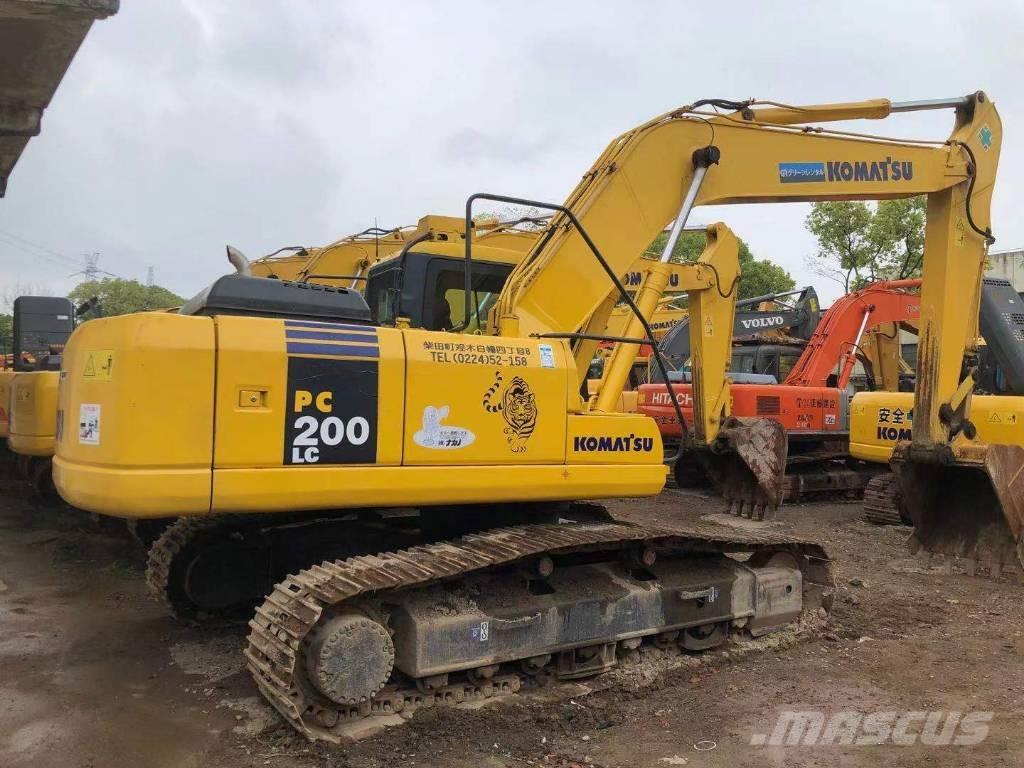 Komatsu PC 200 LC Pelle sur chenilles