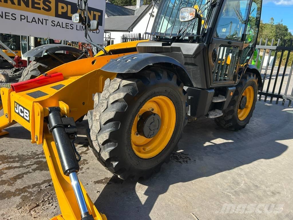 JCB 540-140 Chariot télescopique