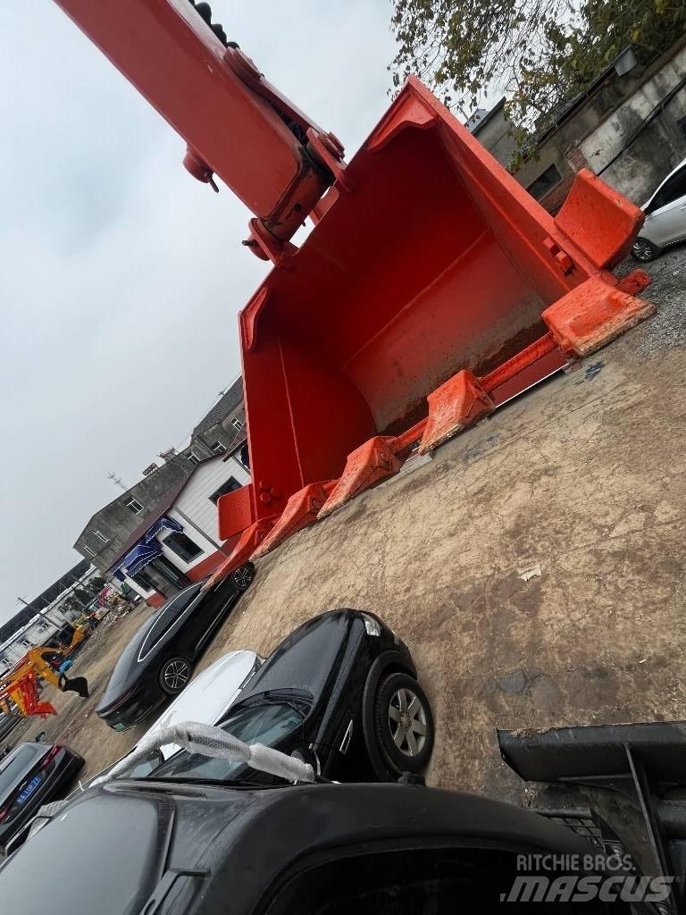 Hitachi ZX 70 Mini pelle 7t-12t