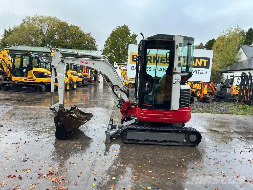 Takeuchi TB 23 R Mini pelle < 7t