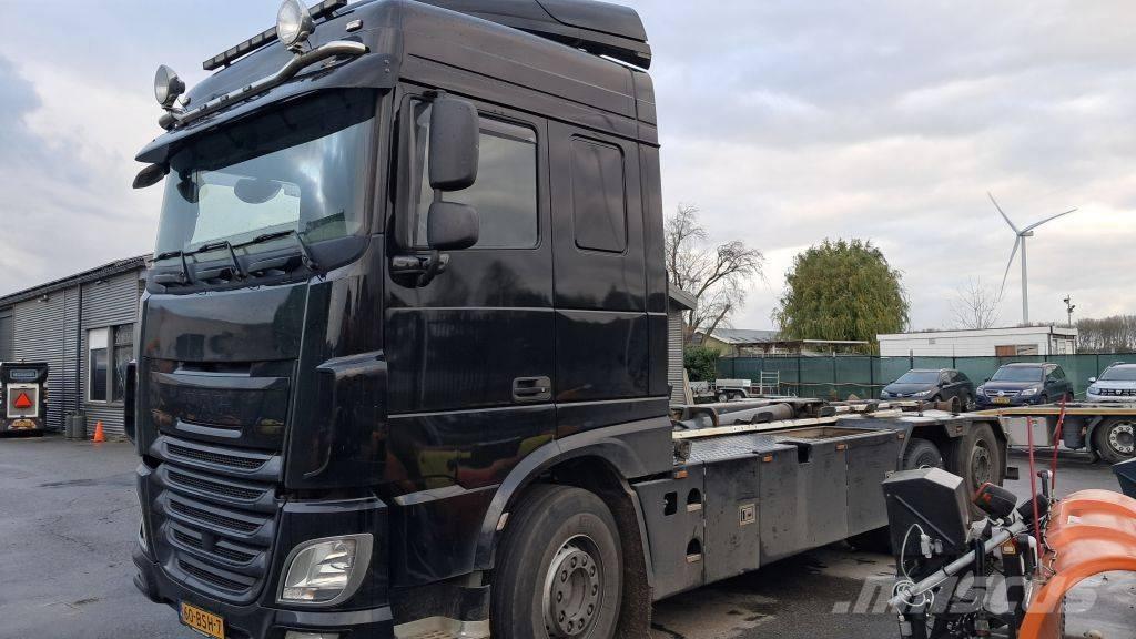 DAF XF 510 FAN Camion ampliroll