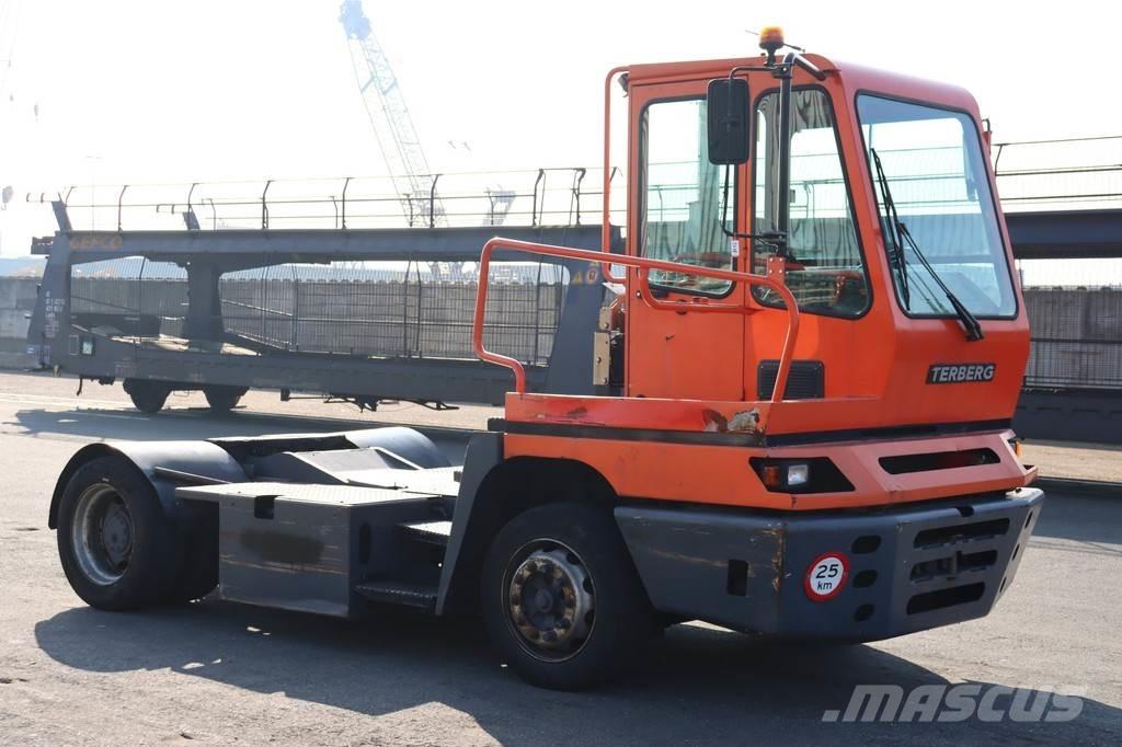 Terberg YT182 Tracteur de manœuvre