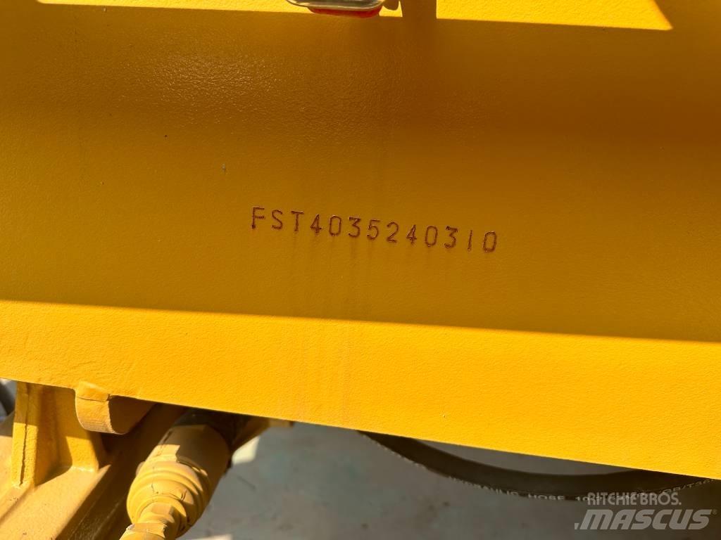 CAT 420 F ST Tractopelle