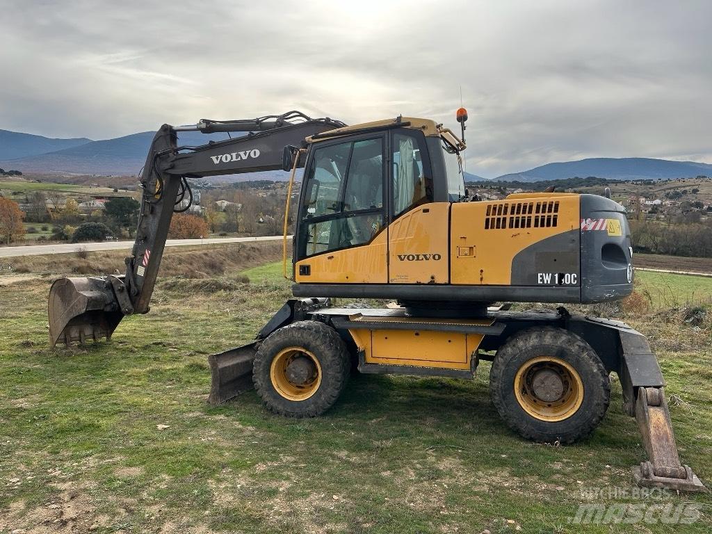 Volvo EW 140 C Pelle sur pneus