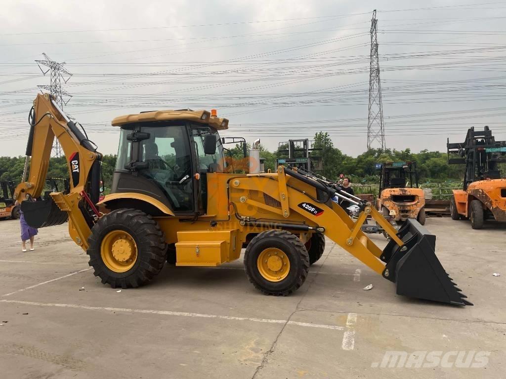 CAT 420 F Tractopelle