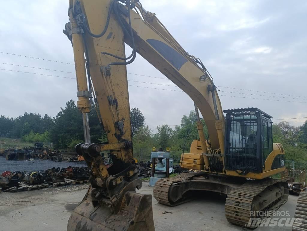CAT 324 D Pelle sur chenilles