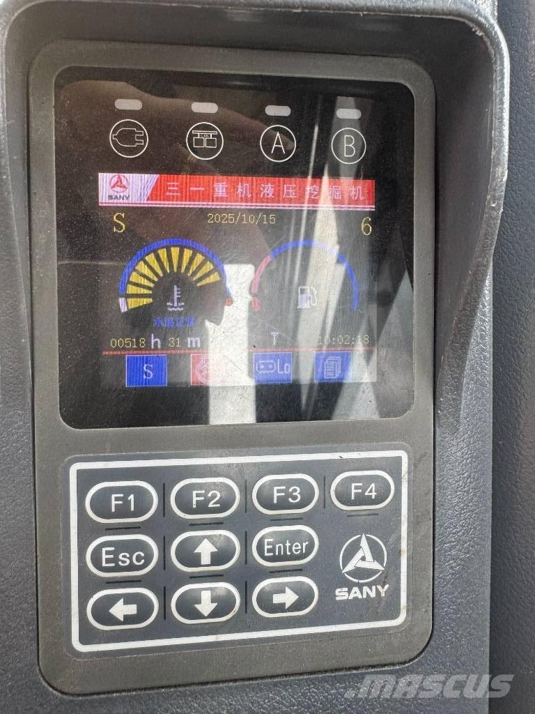 Sany SY 75 C Mini pelle < 7t