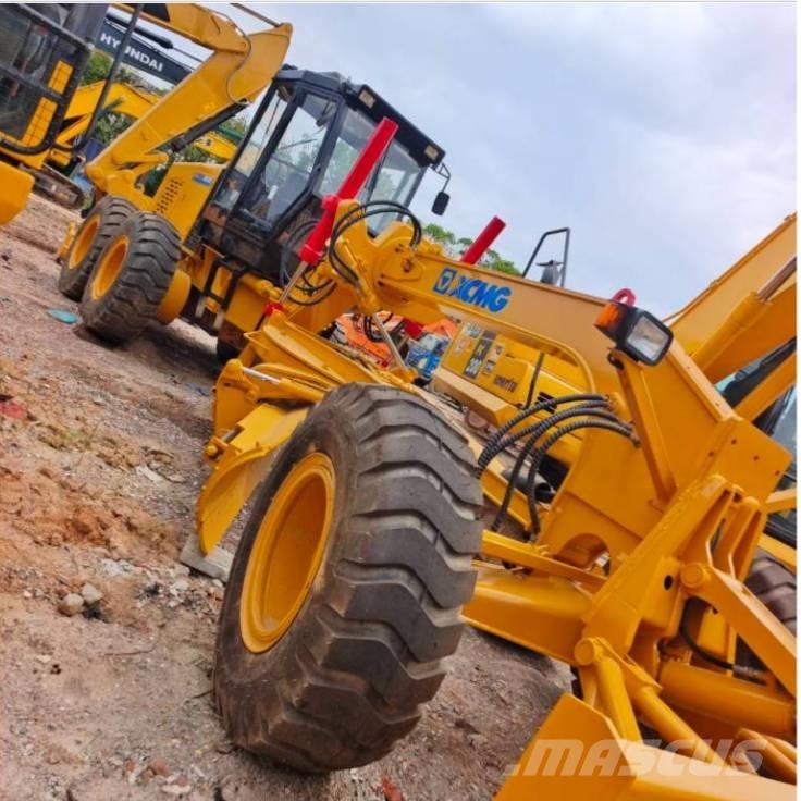 XCMG GR 2153 Niveleuse