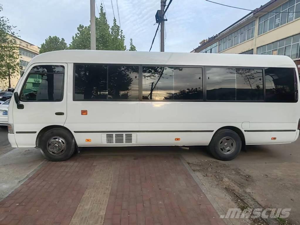 Toyota Coaster Autobus interurbain