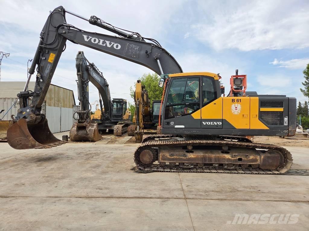Volvo EC 220 E Pelle sur chenilles