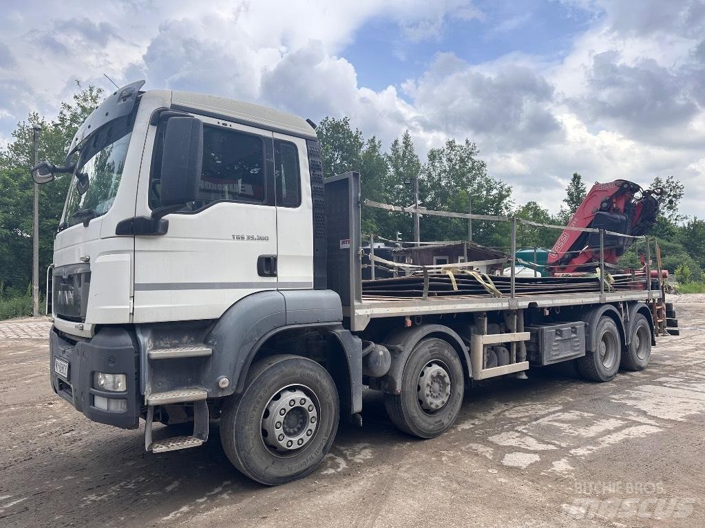 MAN TGS 35.360 8x4 Camion plateau ridelle avec grue
