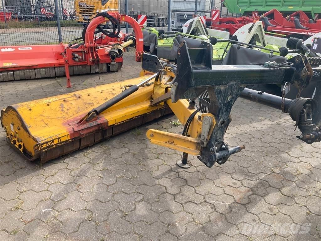 Müthing MUL/S 220 Autres matériels de fenaison