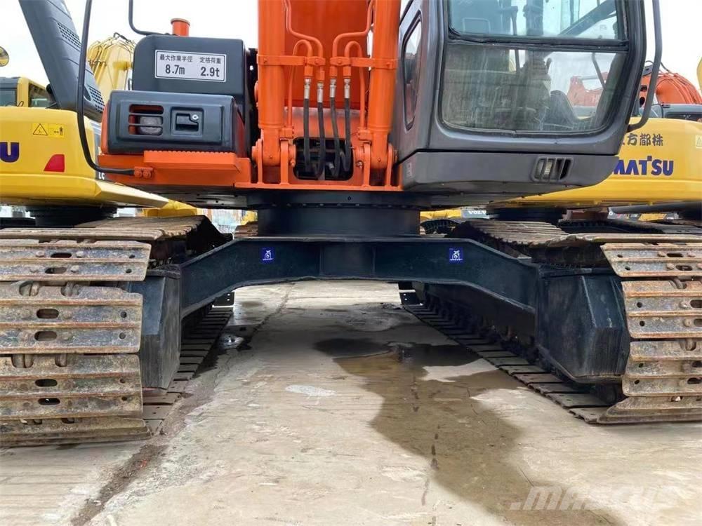 Hitachi EX 1200 Pelle sur chenilles
