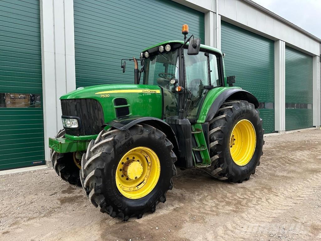 John Deere 7530 Tracteur
