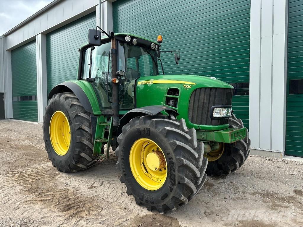 John Deere 7530 Tracteur