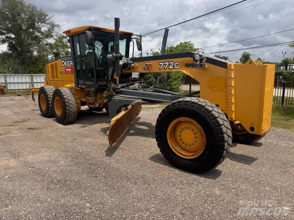 DEERE 772G Niveleuse