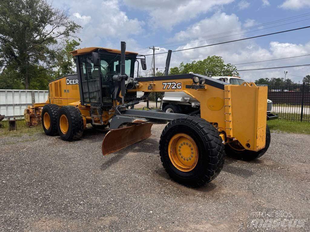 DEERE 772G Niveleuse