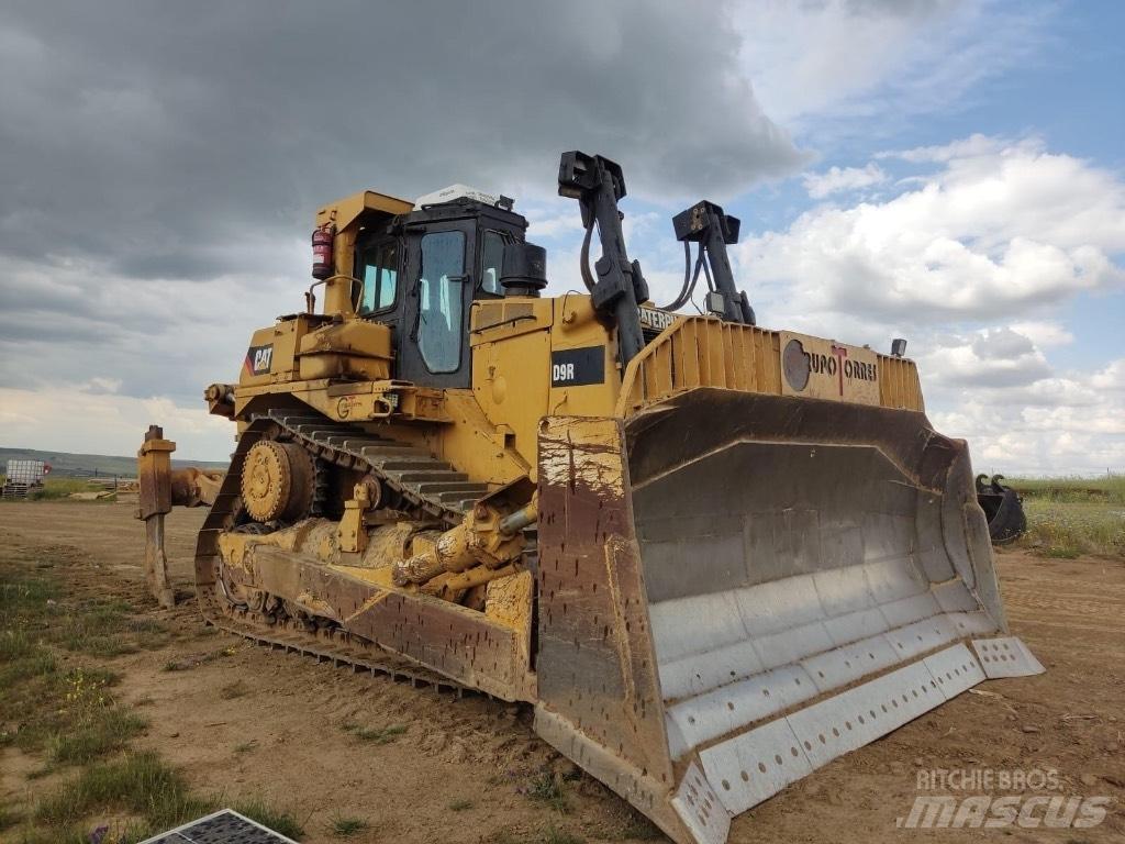 CAT D 9 R Bouteurs sur chenilles