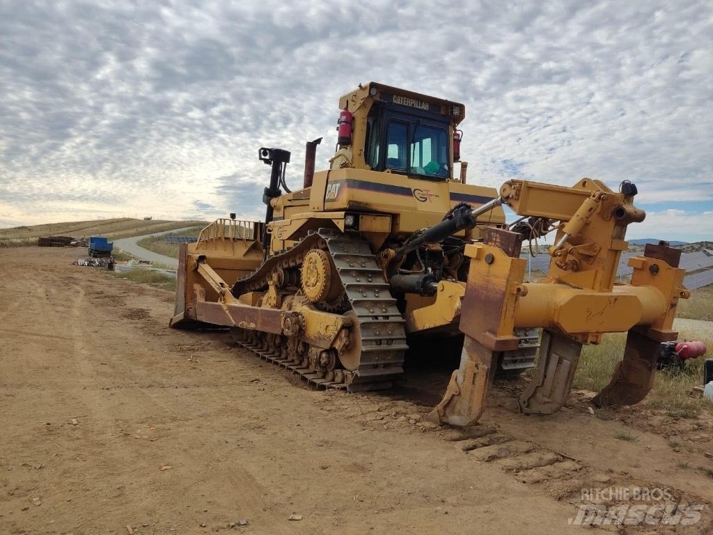 CAT D 9 R Bouteurs sur chenilles