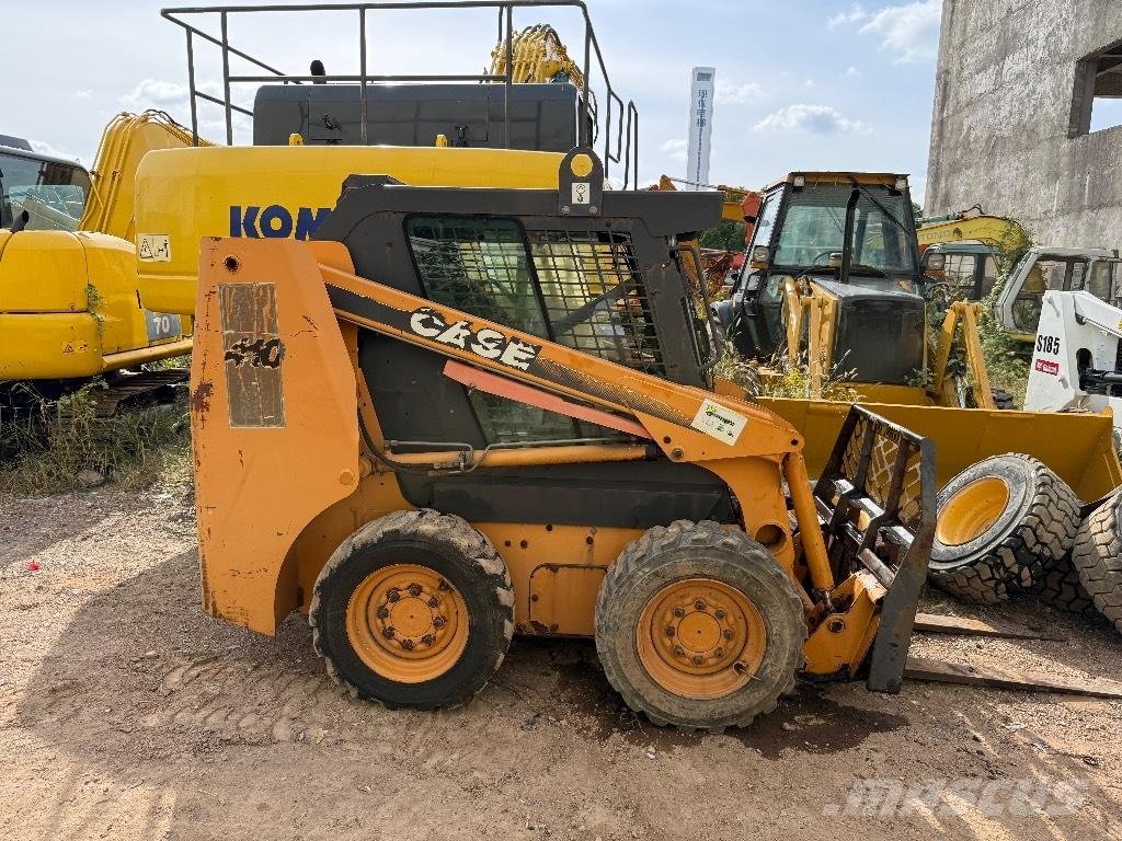 CASE 410 Chargeuse compacte