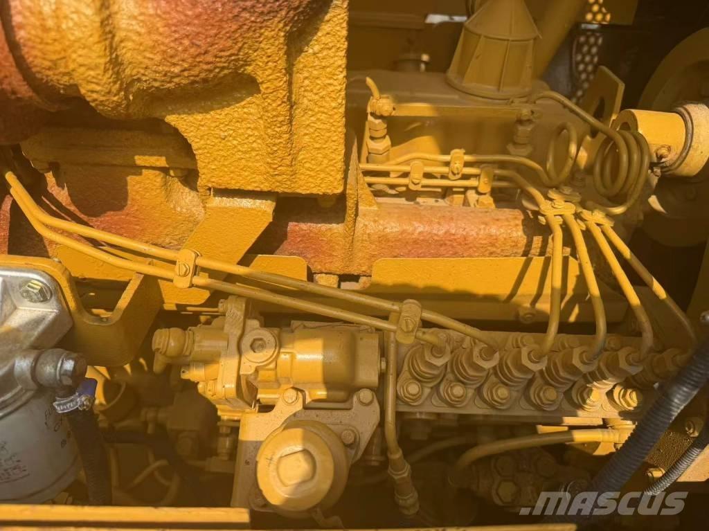 CAT D 6 G Bouteurs sur chenilles