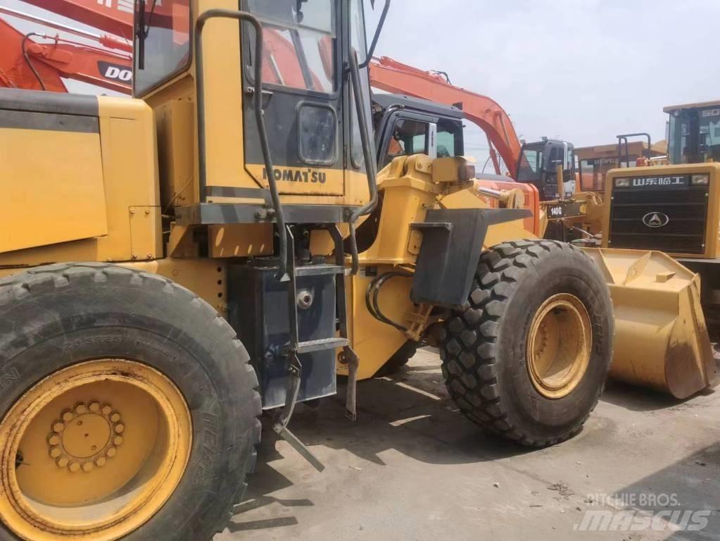 Komatsu WA 320 Chargeuse sur pneus