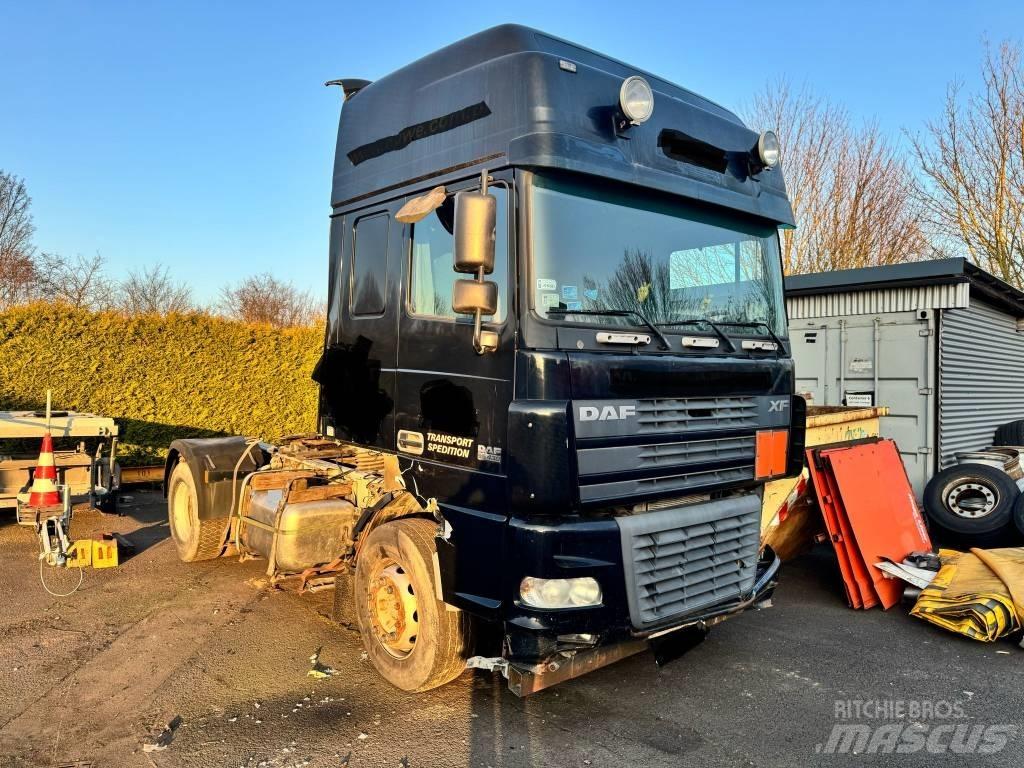 DAF XF 95.430 Tracteur routier