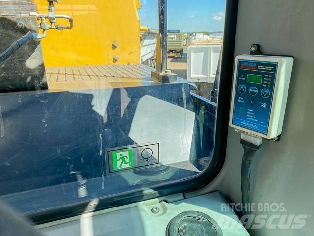 CAT 374F L Pelle sur chenilles