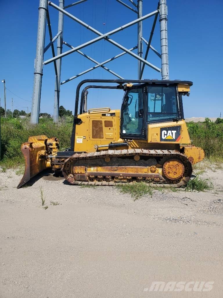 CAT D 6 K 2 LGP Bouteurs sur chenilles