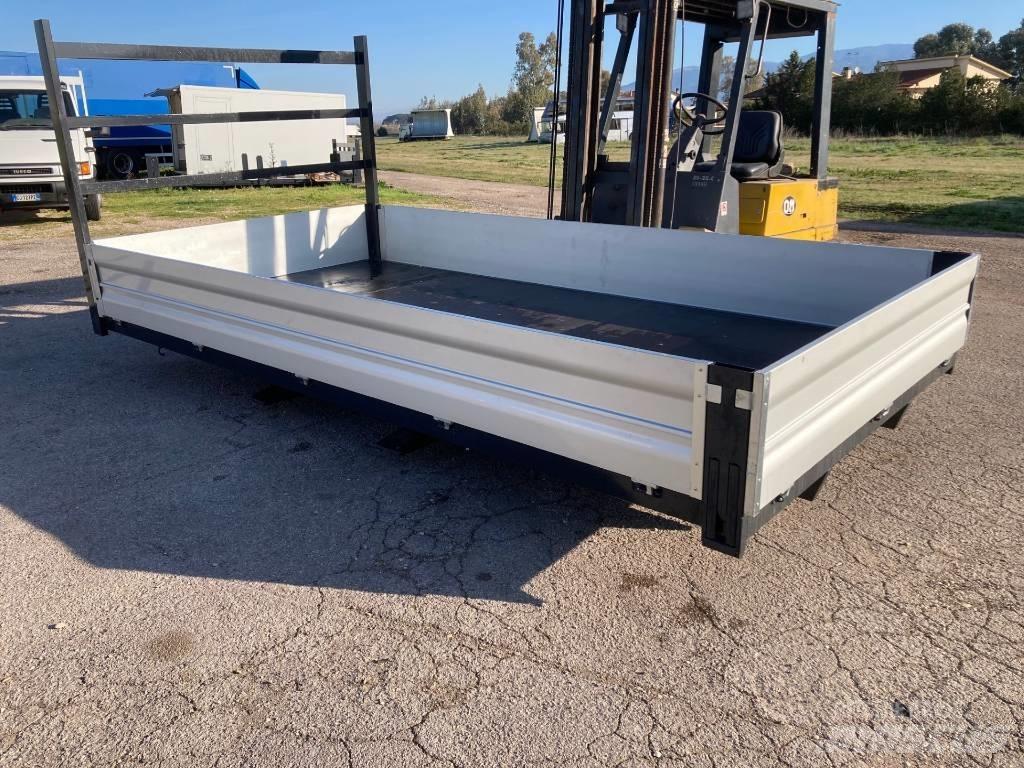  MEDIACARGO PIANALE Caisses