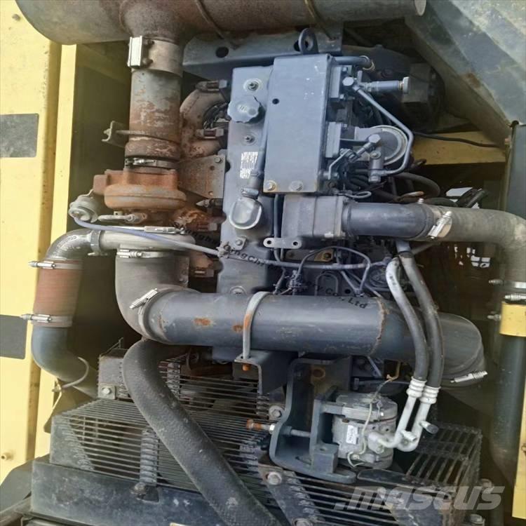 Komatsu 300 Pelle sur chenilles
