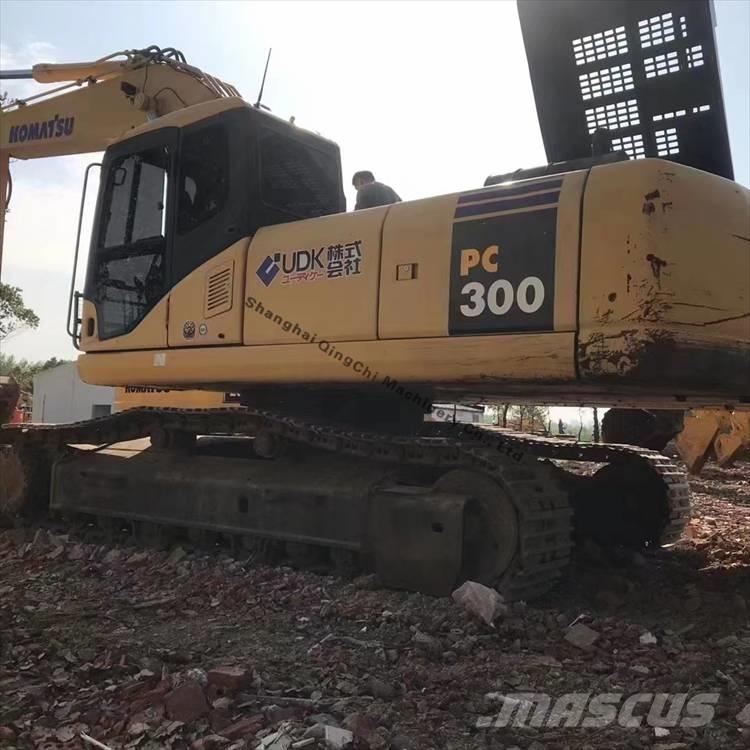 Komatsu 300 Pelle sur chenilles