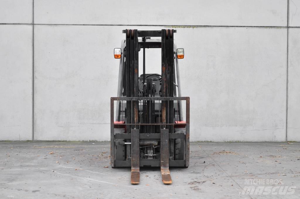 Manitou MI 30 D Chariots diesel