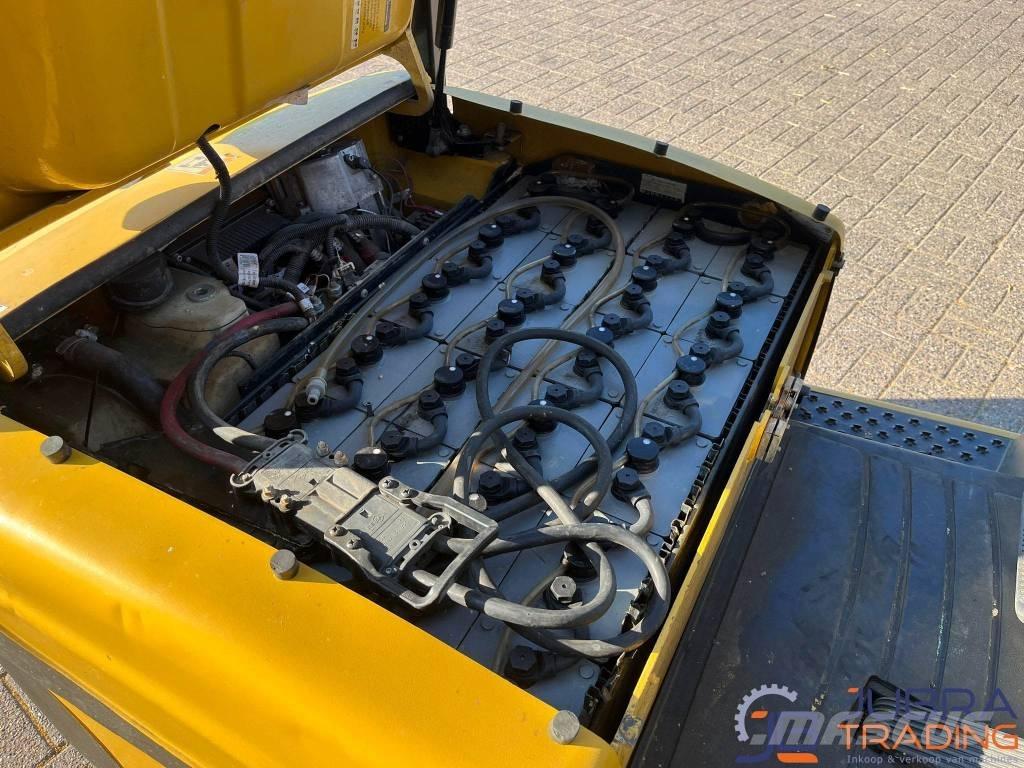 Yale ERP16VT Chariots élévateurs électriques