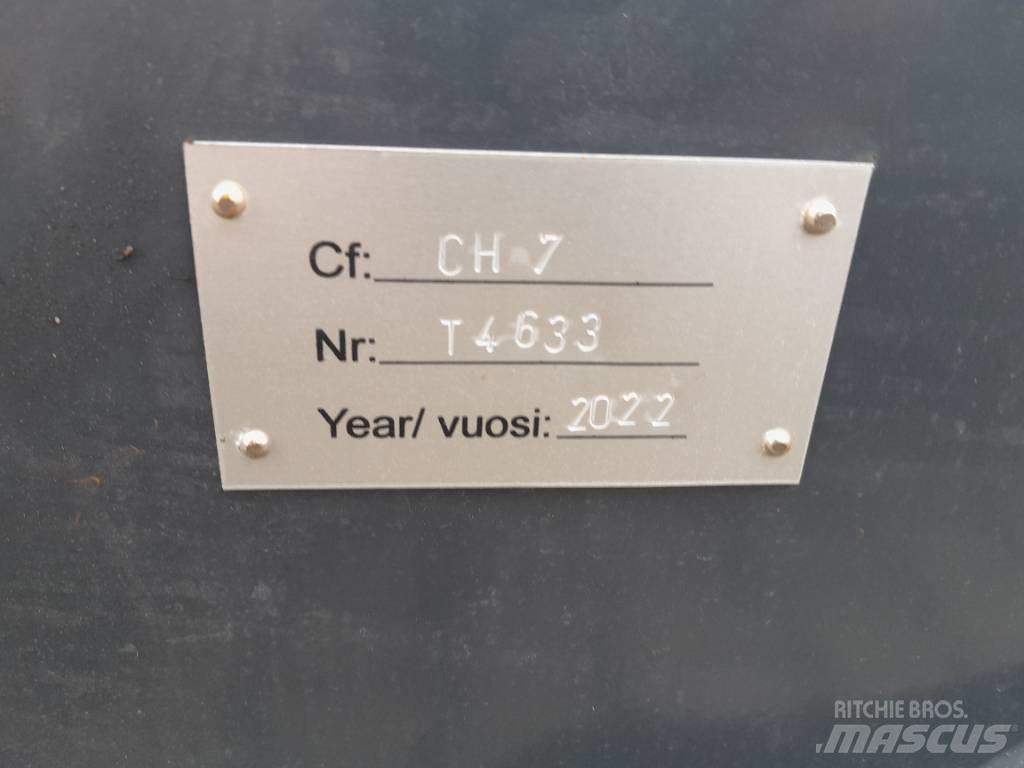 John Deere 1270G Bras et Godet