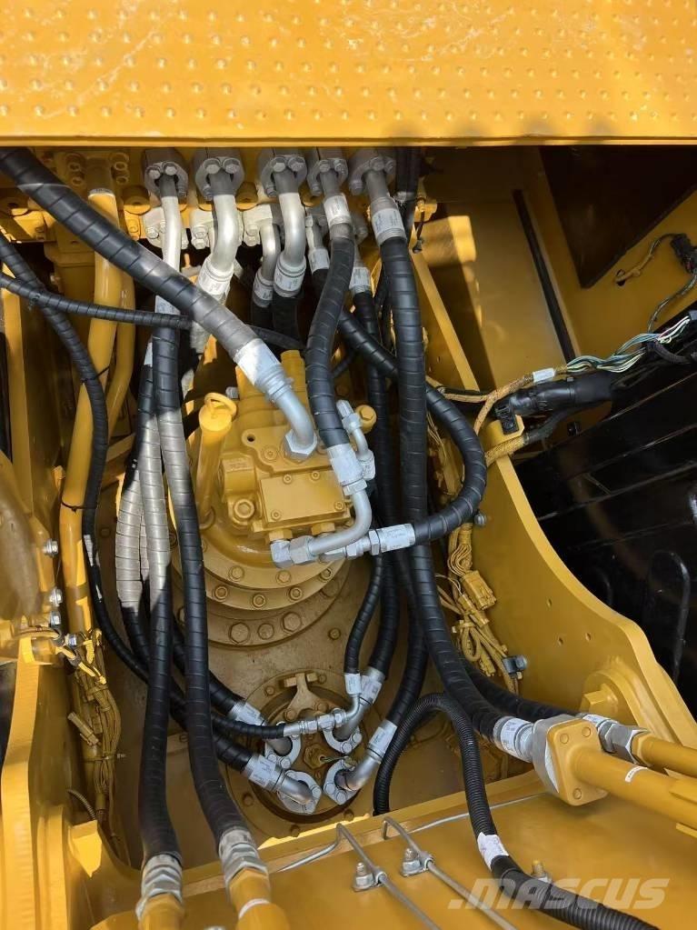 CAT 320GC Pelle sur chenilles