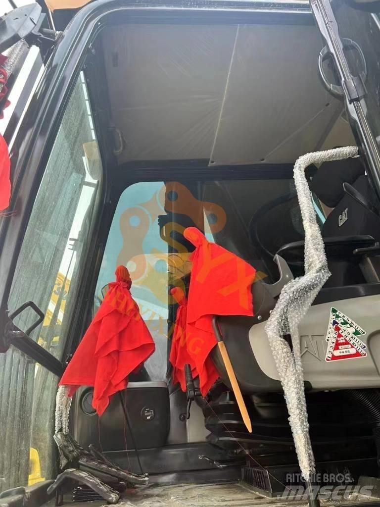 CAT 349 D Pelle sur chenilles