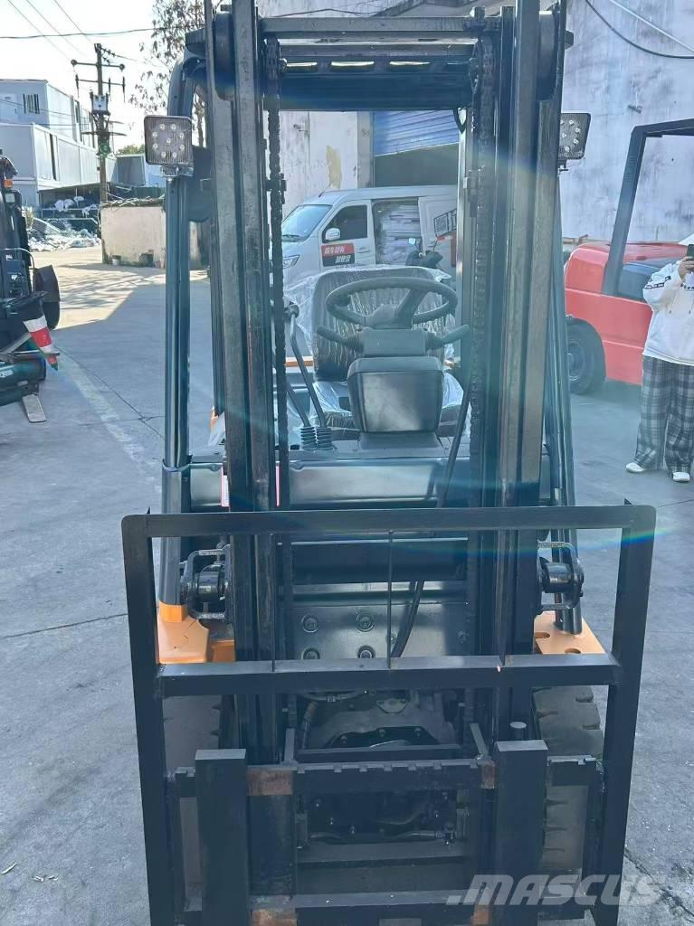 Toyota 1.5t Chariots diesel